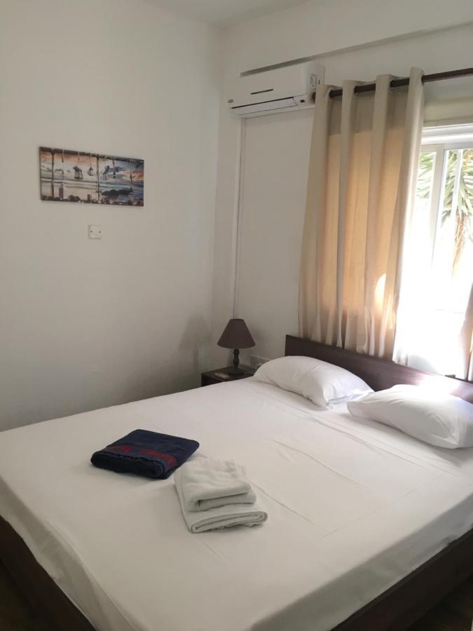 Larnaca Beach Apartment 1A Extérieur photo