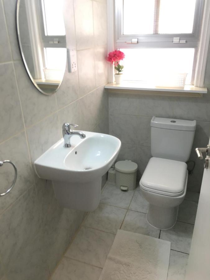 Larnaca Beach Apartment 1A Extérieur photo