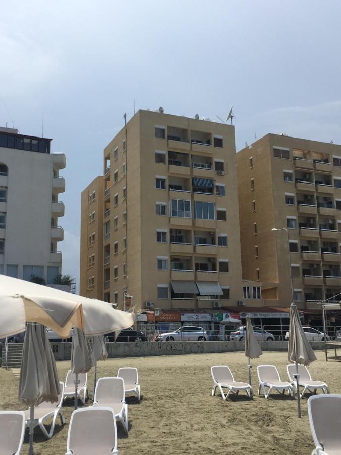Larnaca Beach Apartment 1A Extérieur photo