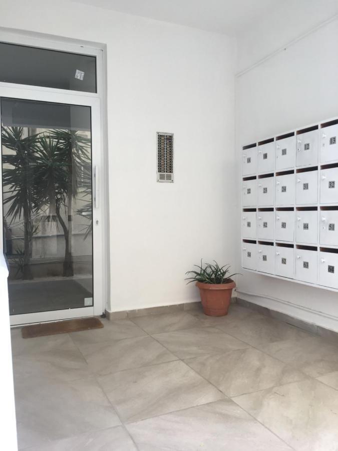 Larnaca Beach Apartment 1A Extérieur photo
